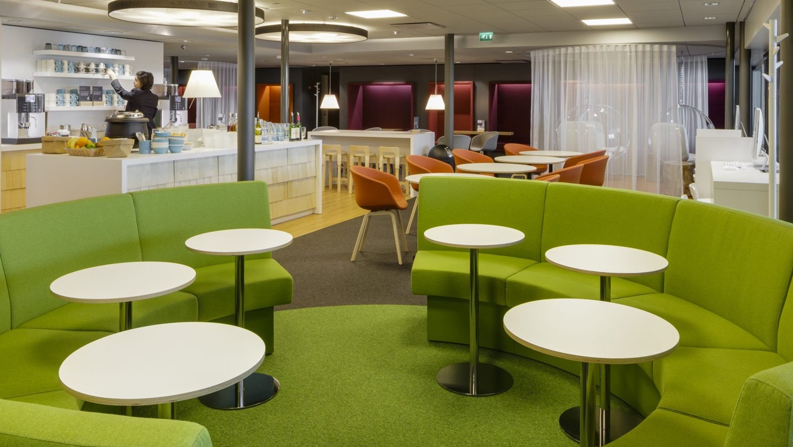 Servisair-Aspire-Airport-Lounge-Helsinki-Vantaa-GI-Project-1