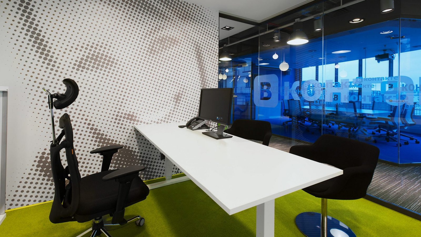 VKontakte-Saint-Petersburg-Russia-GI-Project-26