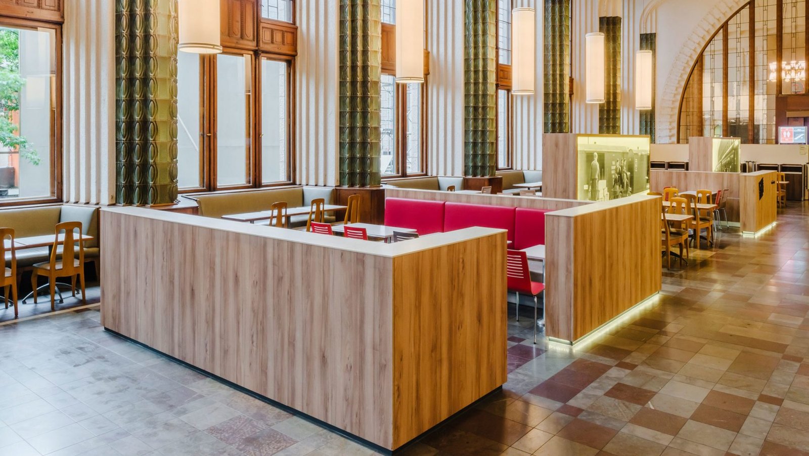 Burger_King_Restaurant_Helsinki_GI_Project-5